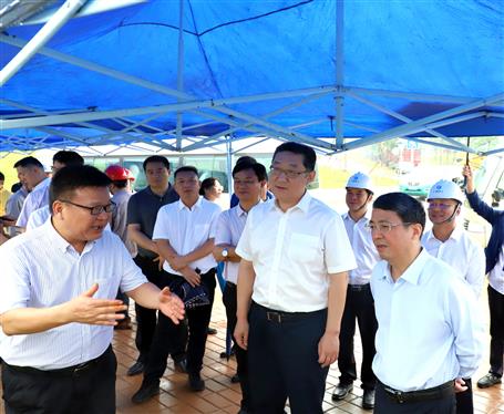 柳州市委書記吳煒、市長張壯到公司項目調(diào)研指導(dǎo)