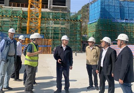 覃振華帶隊(duì)到磐龍府項(xiàng)目開(kāi)展2022年春節(jié)后復(fù)工復(fù)產(chǎn)暨第一季度安全生產(chǎn)質(zhì)量綜合大檢查