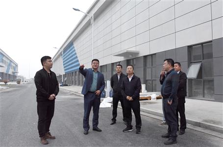 覃振華到江蘇、安徽兩地調(diào)研市場經(jīng)營